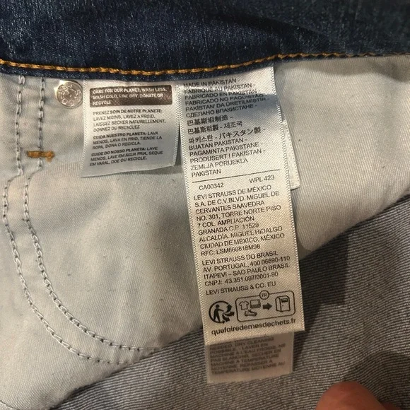 Levi’s 318 Shaping Wide Leg Jeans Size 27 / W27 L32 Medium Wash - Picture 4 of 5